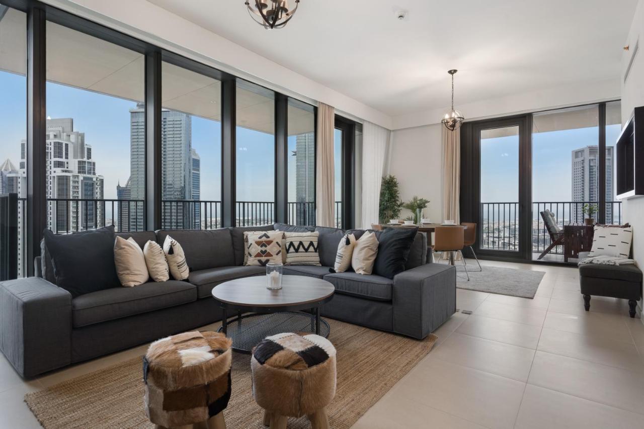 Breathtaking City Views From Dt Apt With Terrace Dubaï Extérieur photo