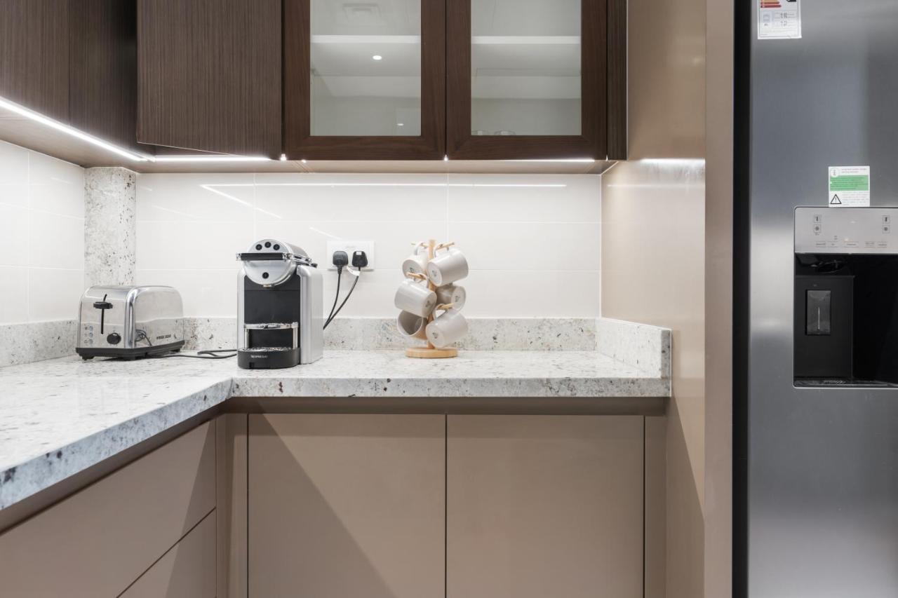 Breathtaking City Views From Dt Apt With Terrace Dubaï Extérieur photo