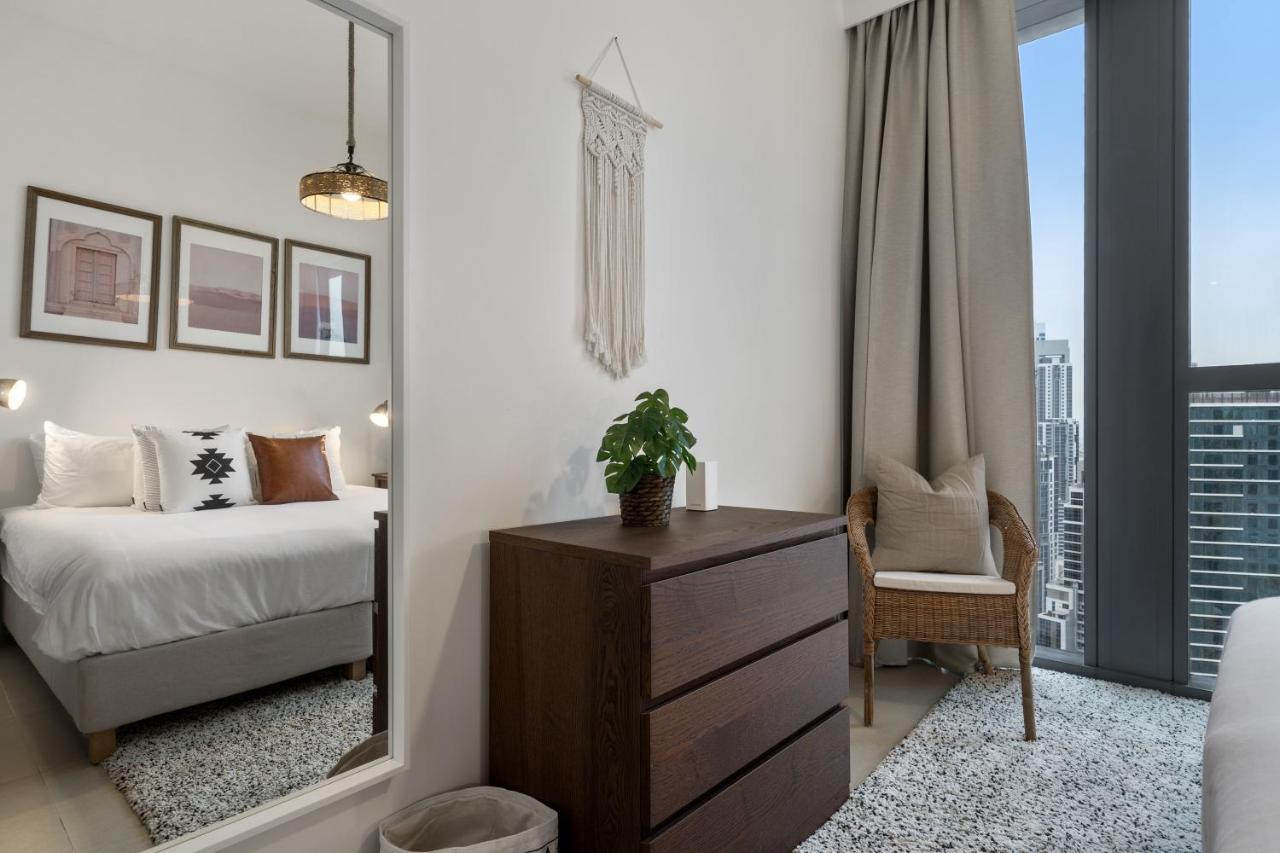 Breathtaking City Views From Dt Apt With Terrace Dubaï Extérieur photo