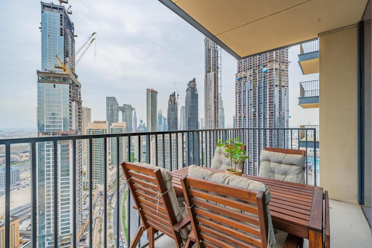 Breathtaking City Views From Dt Apt With Terrace Dubaï Extérieur photo