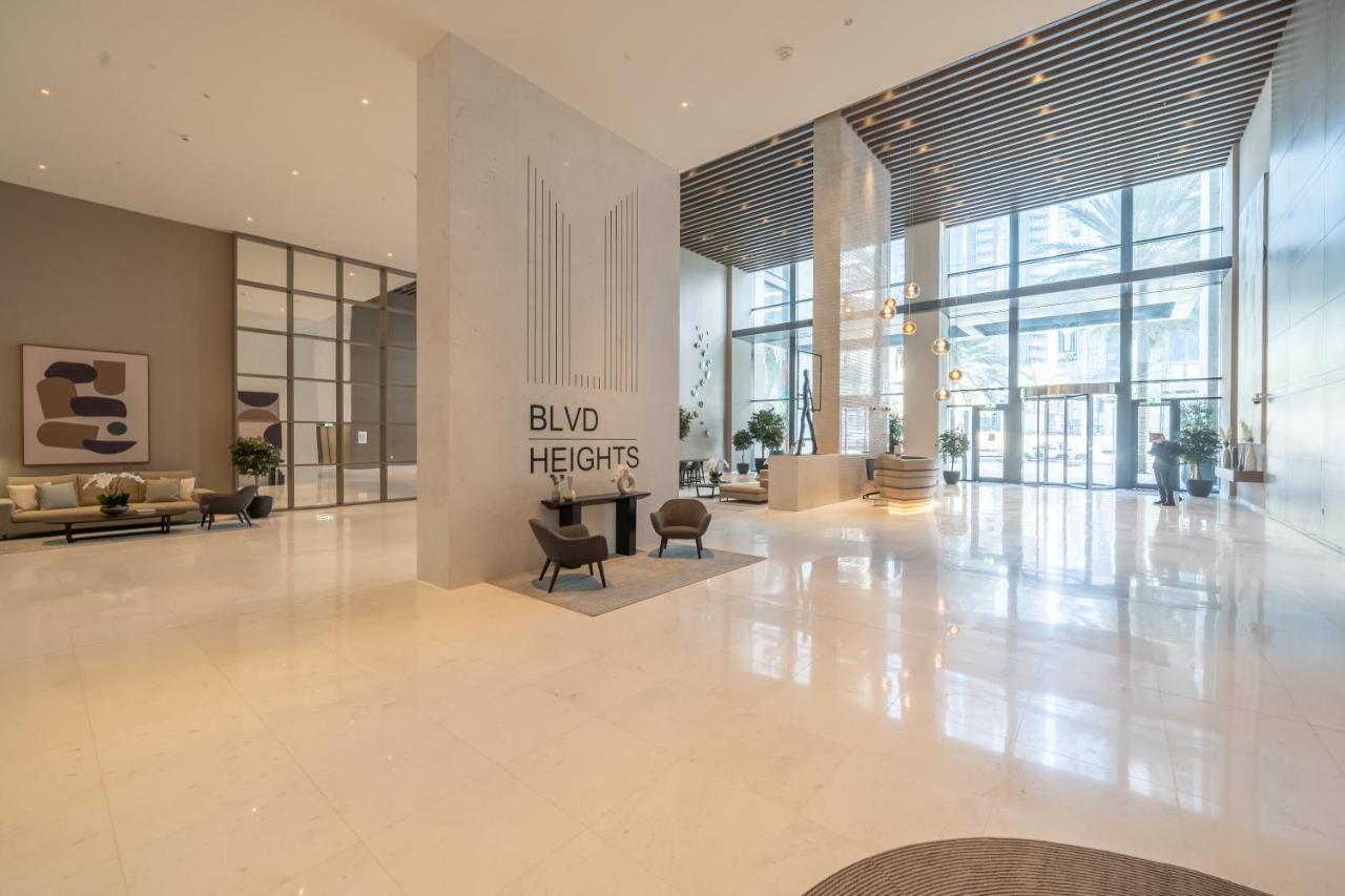 Breathtaking City Views From Dt Apt With Terrace Dubaï Extérieur photo